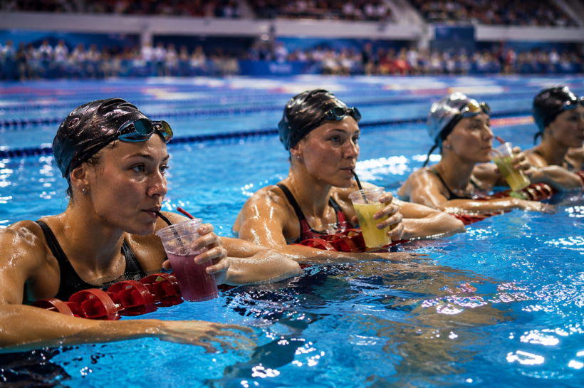Pause fraîcheur : après la FIFA, L’Ouest Républicain imagine trois minutes de pub et d’hydratation au milieu des compétitions de natation.